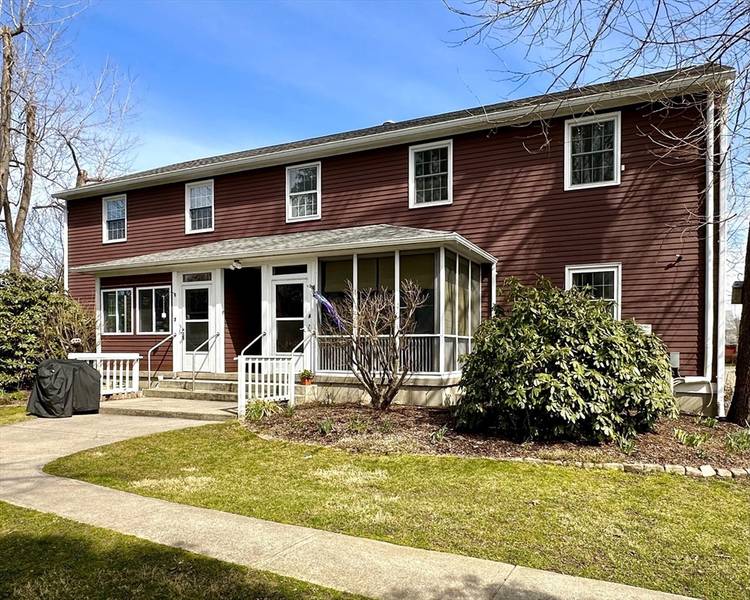 62 Main St #6-4, Hatfield, MA 01038