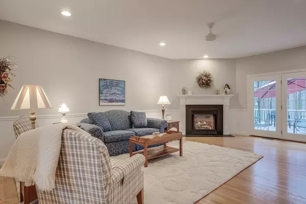 Lancaster, MA 01523,52 Mary Catherine Dr