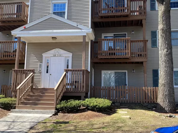 369 Aiken Ave #8, Lowell, MA 01850