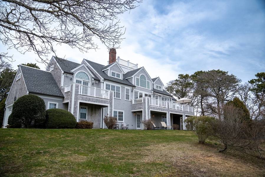 48 S Chatham Rd, Harwich, MA 02645