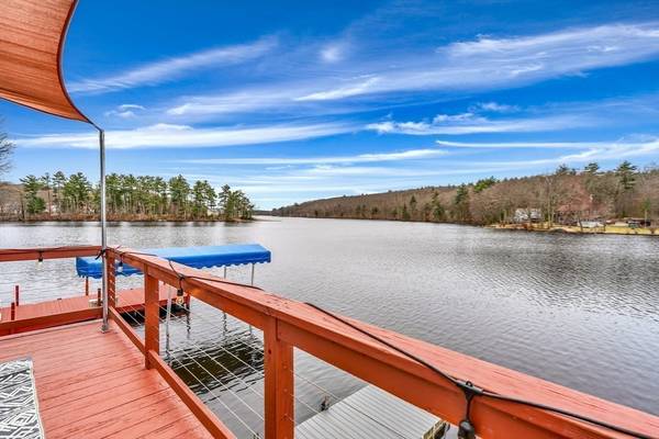 35 Woody Island Rd, Hopkinton, MA 01748