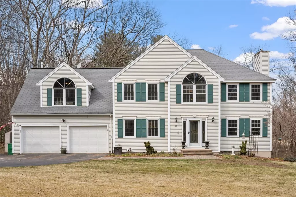 Pelham, NH 03076,36 Wyndridge Circle