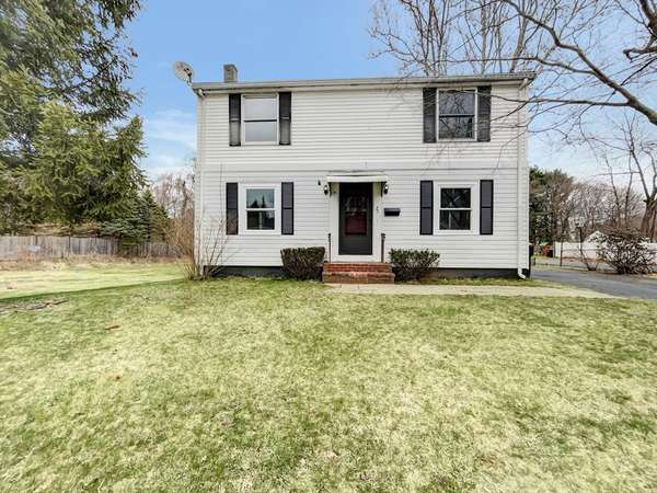 25 Wallace St, Brockton, MA 02302