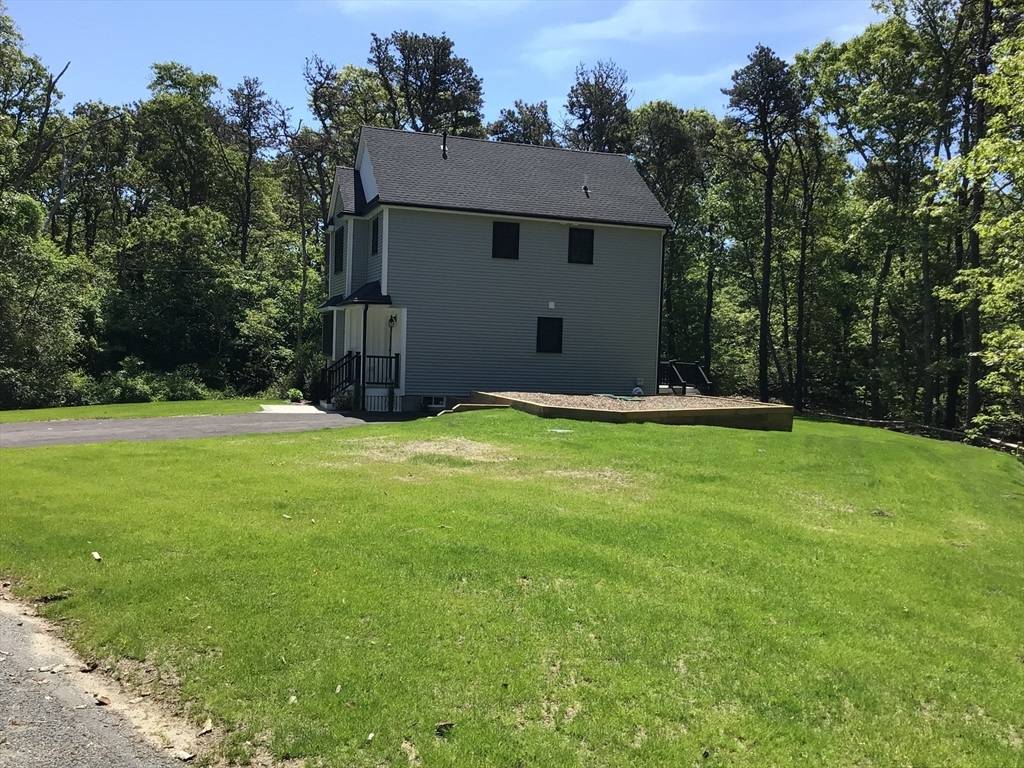 Harwich, MA 02646,3 Mark Lane
