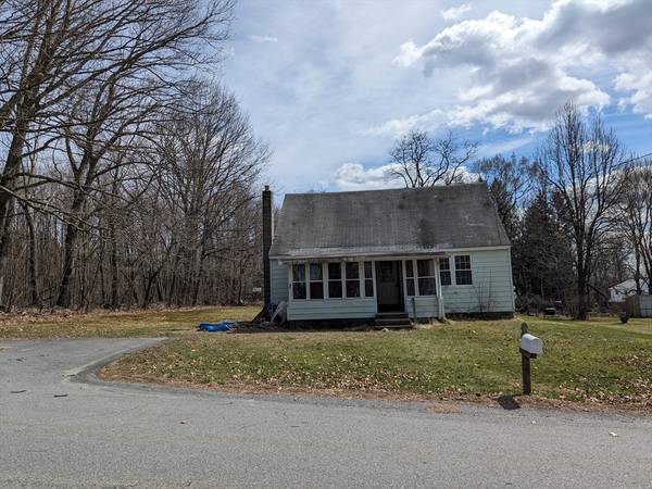 42 Pleasant View Ave, Lunenburg, MA 01462