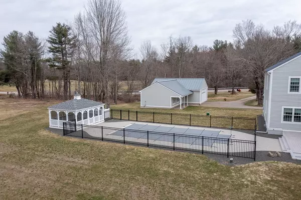 Paxton, MA 01612,899 Pleasant Street