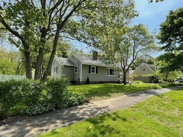 36 Vista Drive, Danvers, MA 01923