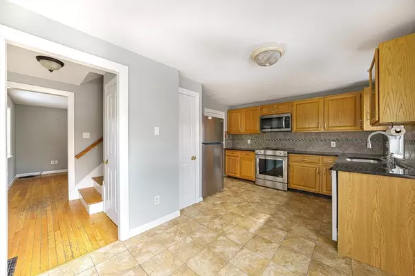 Northbridge, MA 01588,13 Haringa Ave #13