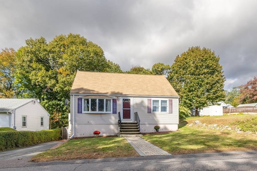 22 Friend Street, Beverly, MA 01915