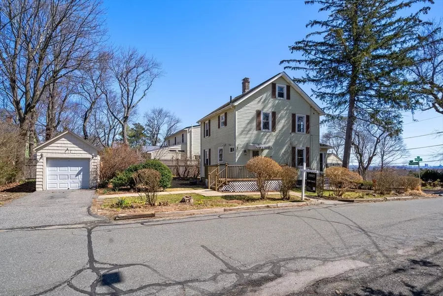 89 Coolidge Rd, Arlington, MA 02476