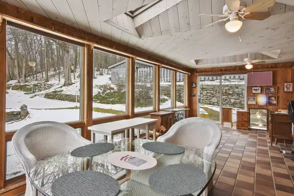 Berlin, MA 01503,44 Carter Street