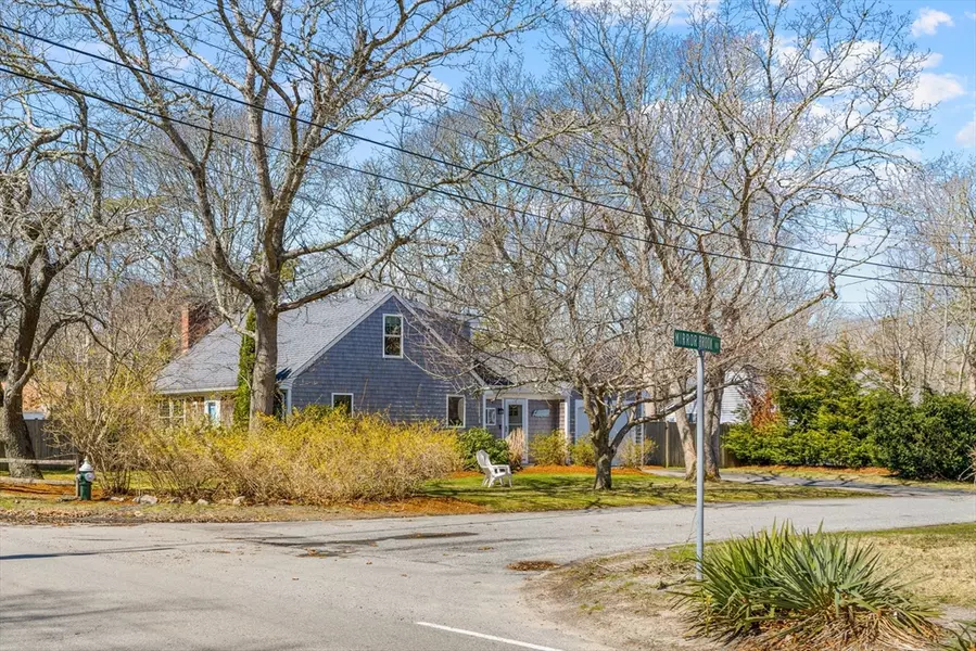 363 Winslow Gray Rd, Yarmouth, MA 02673