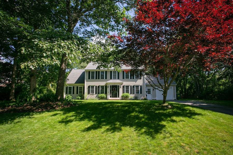 15 Grandwood Dr, Sandwich, MA 02644