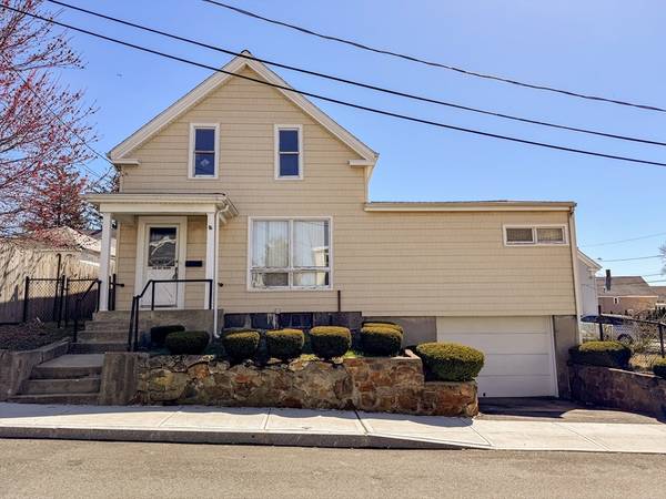 1 Oak St, Quincy, MA 02169