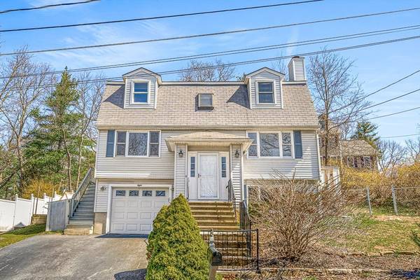 8 Waite Ave, Burlington, MA 01803