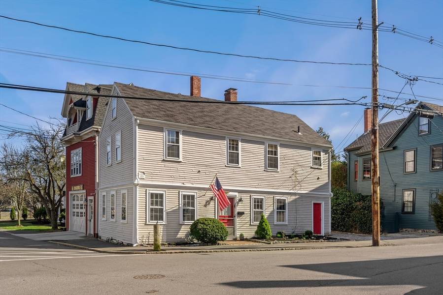 2 Washington Street, Marblehead, MA 01945