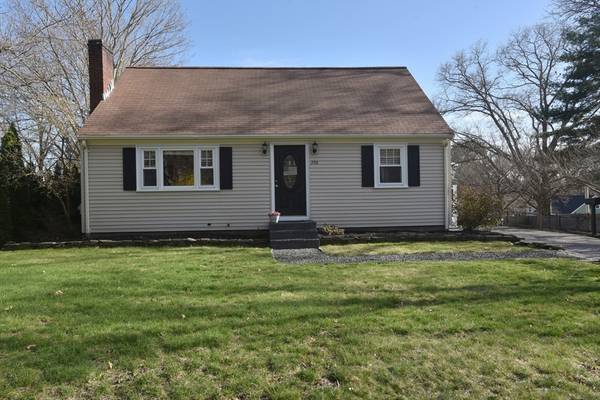 250 Pine St, Whitman, MA 02382