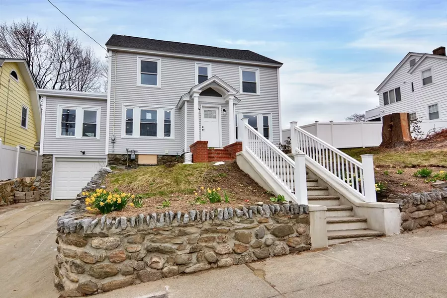 653 Lowell St, Lawrence, MA 01841