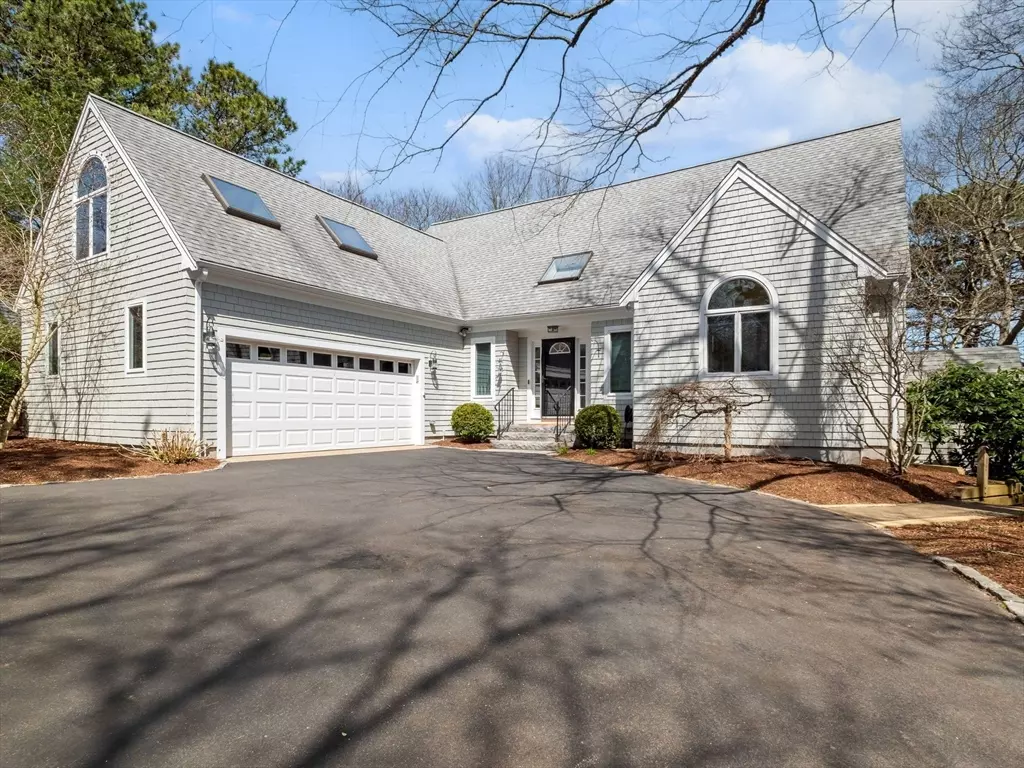 Falmouth, MA 02536,66 Saddleback Ln