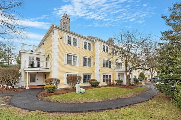 1 Riverview Blvd #3-101, Methuen, MA 01844