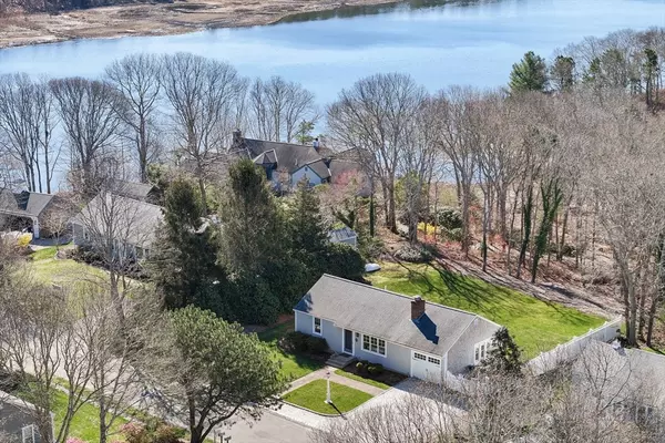 94 Sailfish Drive, Falmouth, MA 02536