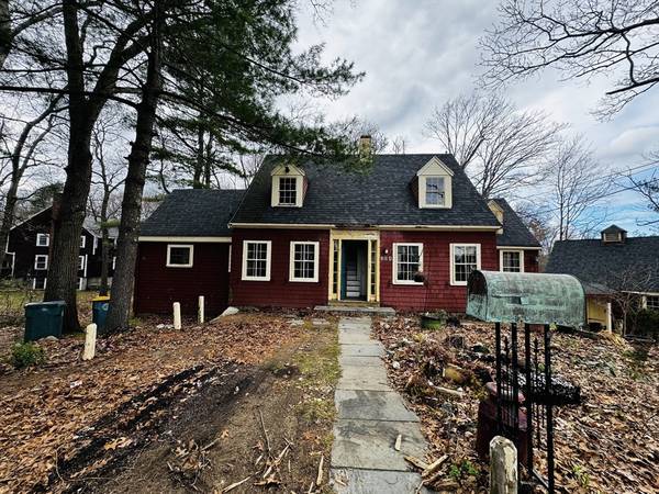 304 Summit Rd, Abington, MA 02351