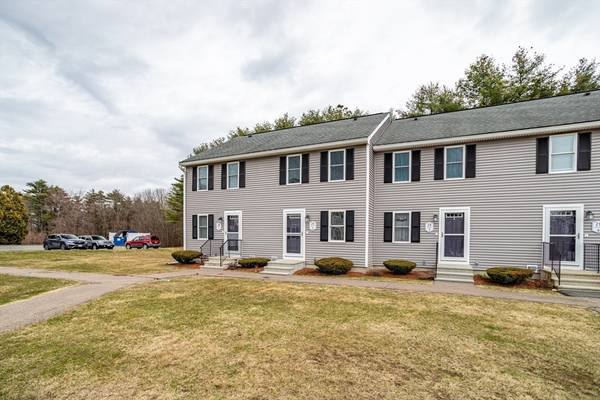 Gardner, MA 01440,29-2 Olde Colonial Drive #29-2