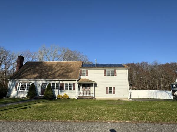 155 Patterson Ave, East Longmeadow, MA 01028