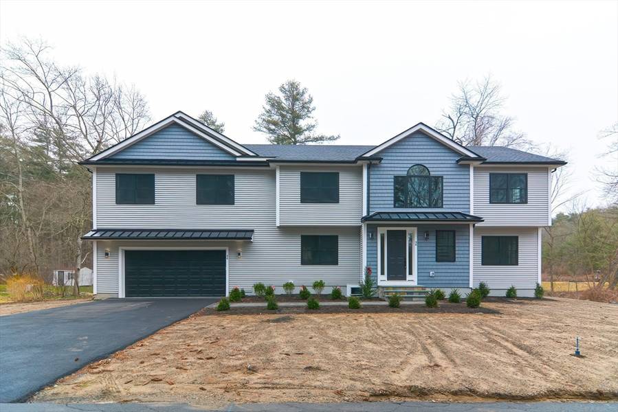 34 Maple St, Holliston, MA 01746