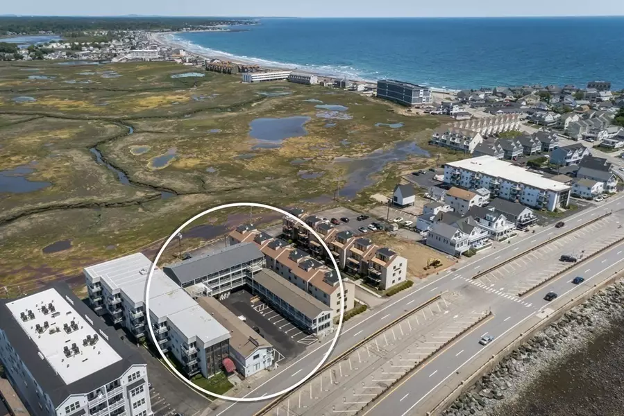 449 Ocean Boulevard #210, Hampton, NH 03842