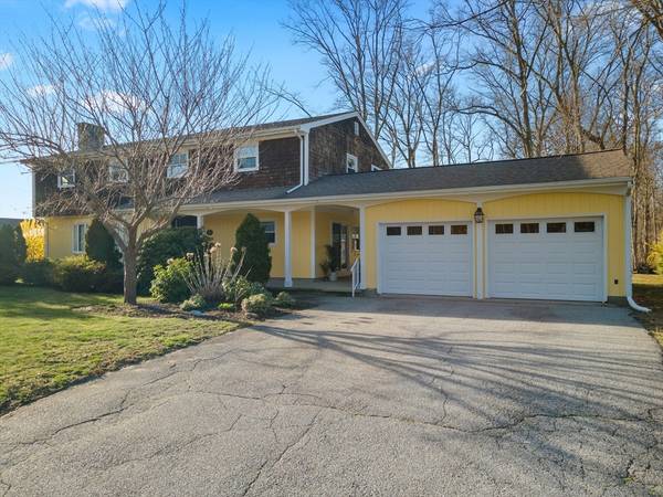 Seekonk, MA 02771,47 Hiller Dr