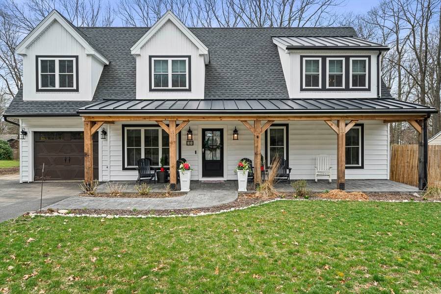 38 Oakdale Rd, Canton, MA 02021