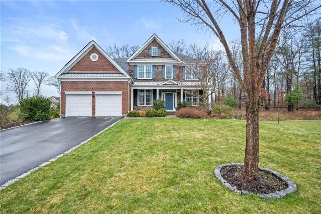 8 Patriot Way,  Grafton,  MA 01536