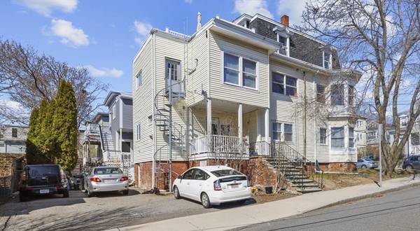 18 Appleton St, Somerville, MA 02144