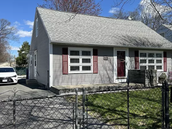 160 Oklahoma St, Springfield, MA 01104