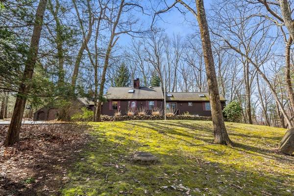 536 Ipswich Rd, Boxford, MA 01921