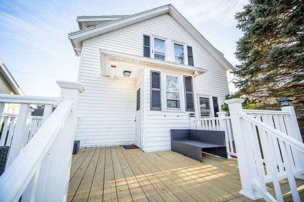 33 Mellen St, Brockton, MA 02301