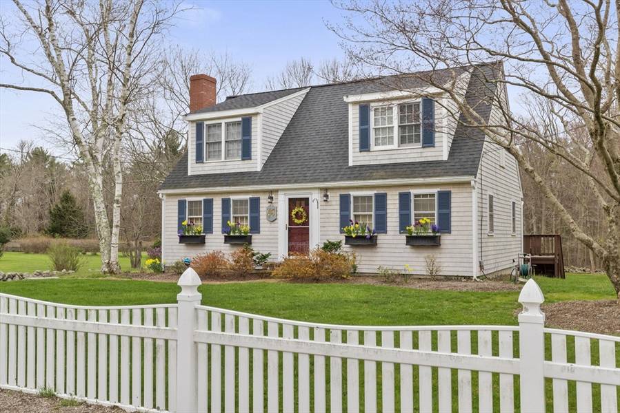 329 Clapp Rd, Scituate, MA 02066