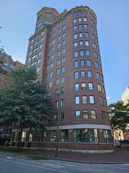 10 Rogers #101, Cambridge, MA 02142