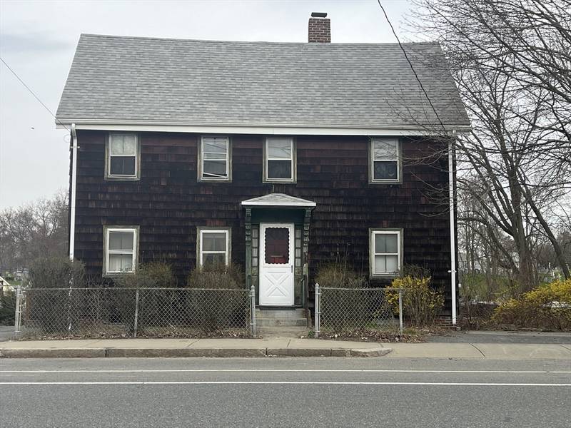 71 Mystic St, Arlington, MA 02474