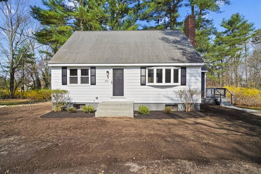 115 Essex St, Mansfield, MA 02048