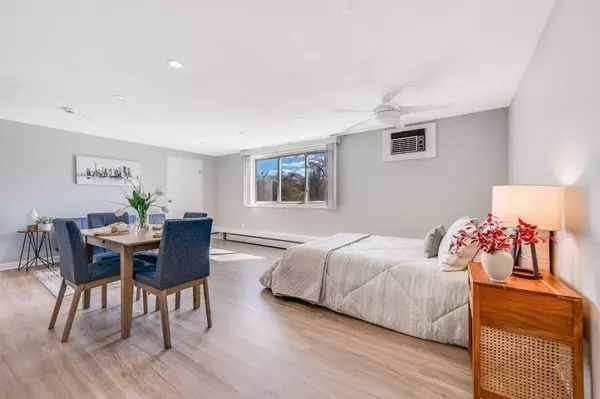 Stoneham, MA 02180,300 Park Terrace Drive #302