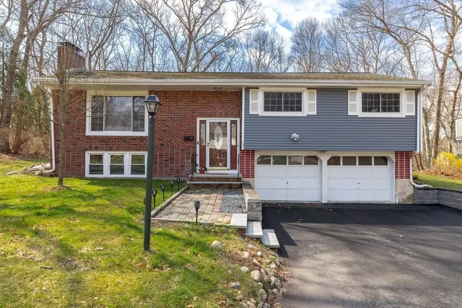 32 Country Lane, Sharon, MA 02067