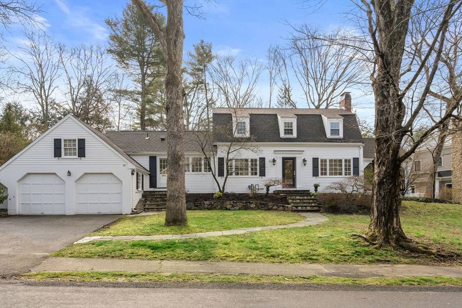 96 Bristol Road, Wellesley, MA 02481