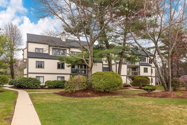 1100 Salem St #35, Lynnfield, MA 01940