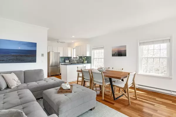 Falmouth, MA 02540,49 Thomas Lane 3u
