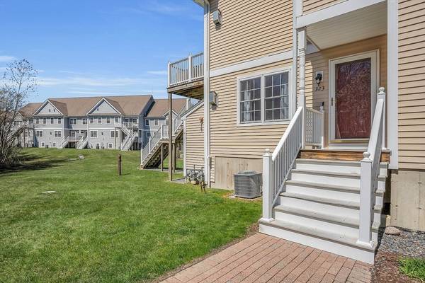 323 Hampton Way #323, Abington, MA 02351