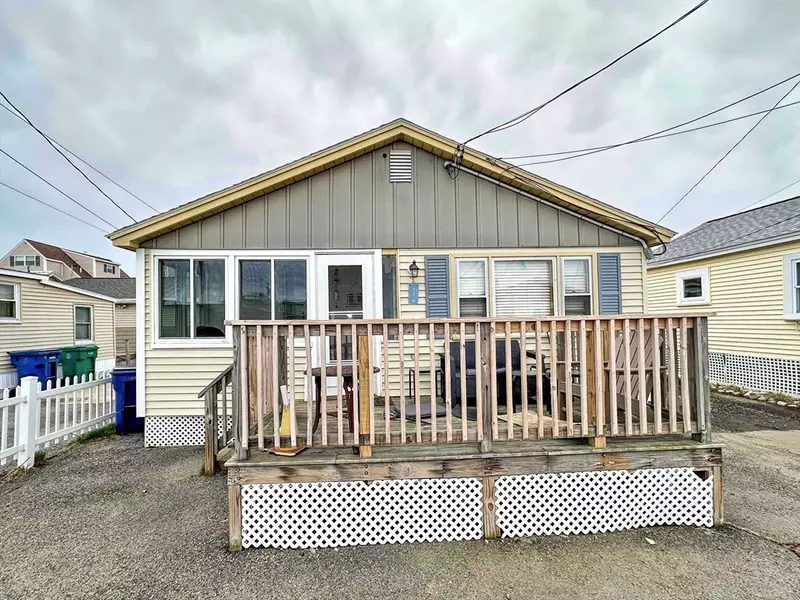 11 Riverview Terrace, Hampton, NH 03842