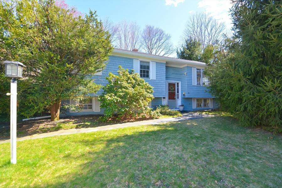 59 Fairmount Ave, Haverhill, MA 01830