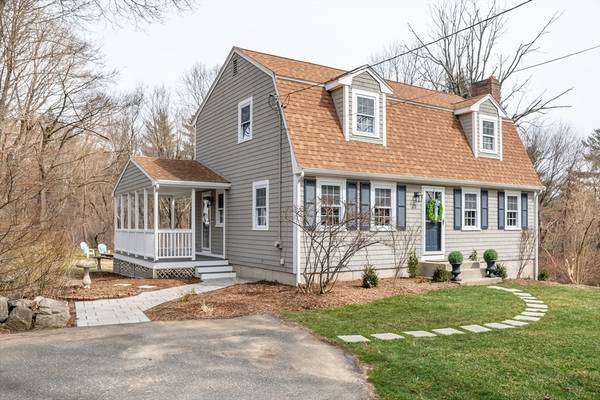 212 Pleasant, Millis, MA 02054